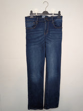 210 High Rise Slim Fit Jeans Online Pakistan – Velnoor