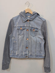 1139 Girls Short Denim Jacket – Stylish & Trendy Pakistan | Velnoor