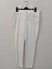 1606 Stylish Slim Fit Jeans Online Pakistan – Velnoor