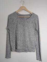 391 Warm & Cute Sweatshirt for Girls Pakistan – Velnoor