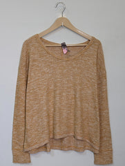 327 Girls Winter Sweatshirt – Cozy & Trendy Pakistan – Velnoor