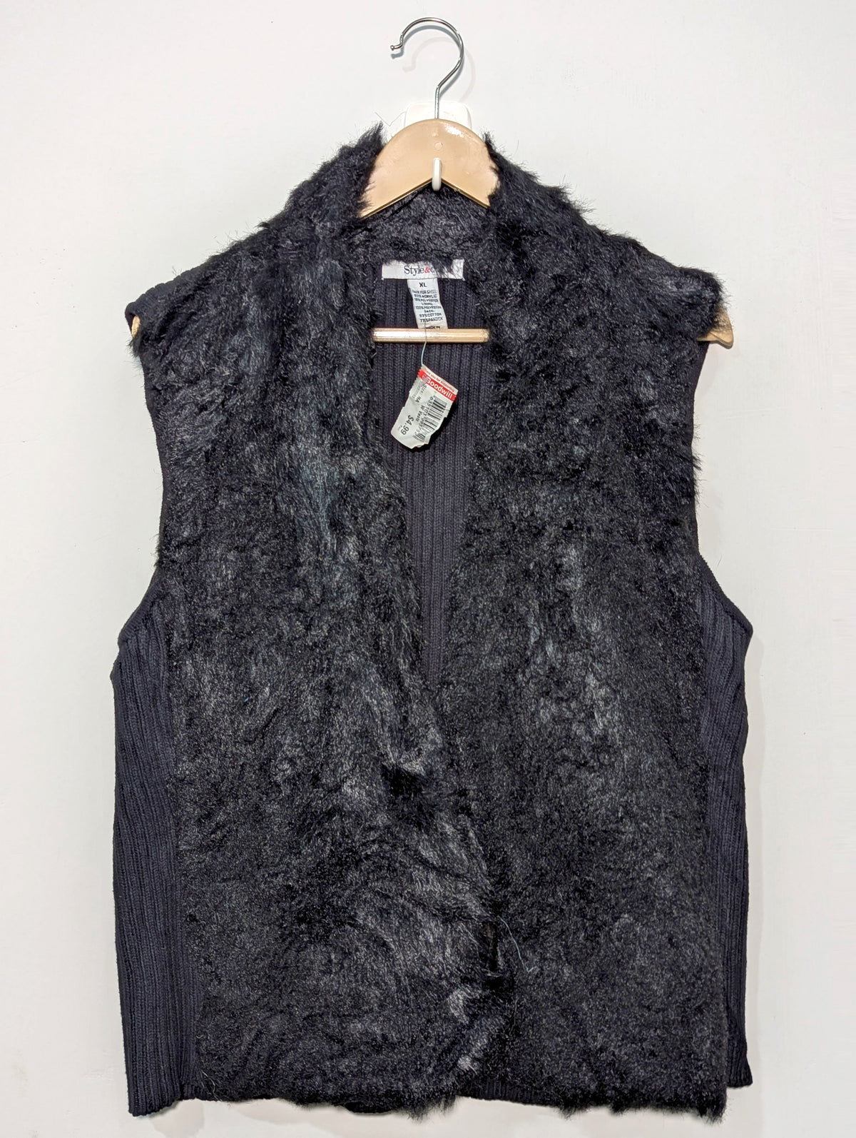 251 Imported Faux Fur Jacket – Elegant Winter Outfit Online in Pakistan | Velnoor