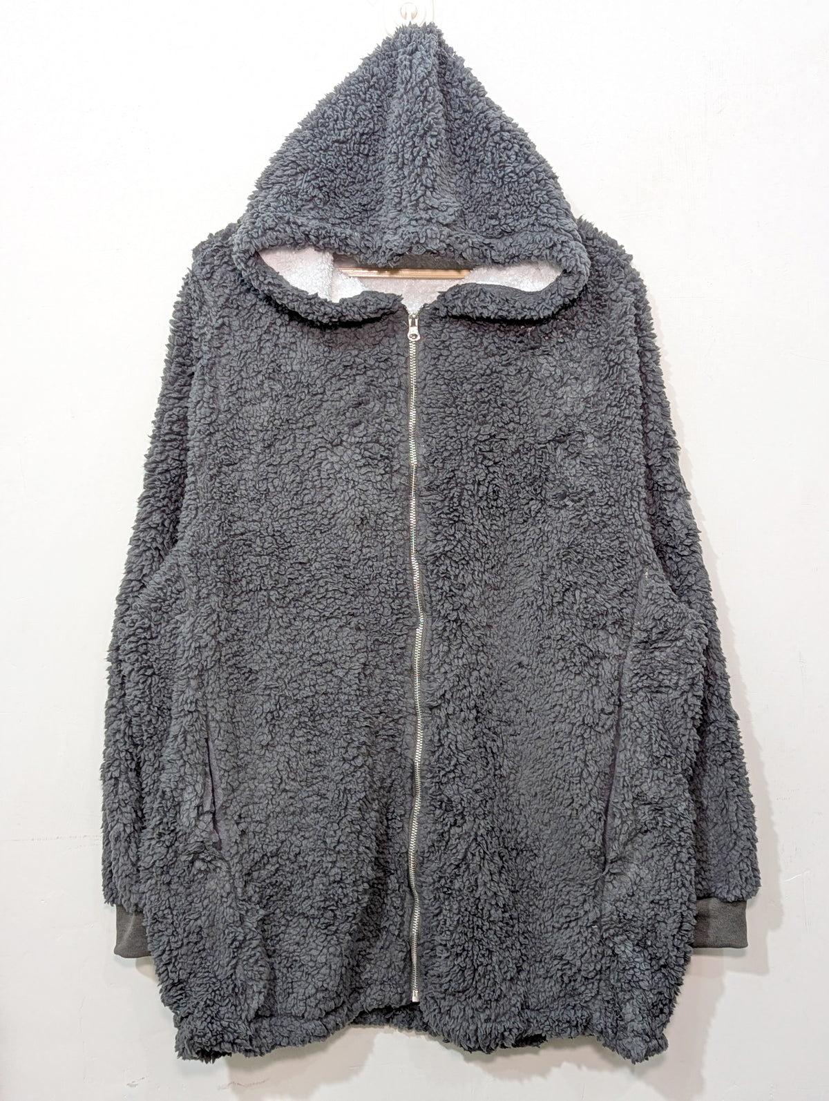 257 Imported Plush Fur Jacket – Soft Warm Outerwear Pakistan | Velnoor