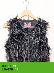 260 Elegant Faux Fur Jacket – Luxury Winter Fashion Pakistan | Velnoor