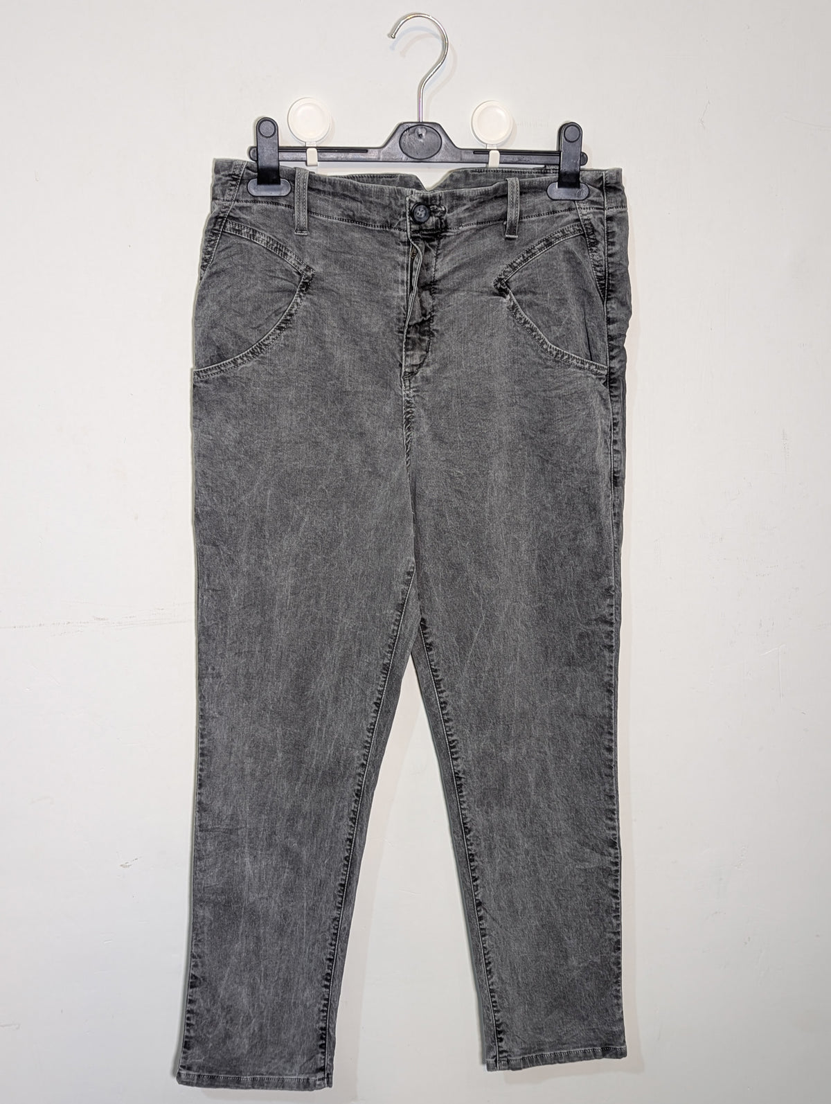 218 Classic Gray Jeans for Everyday Style – Velnoor