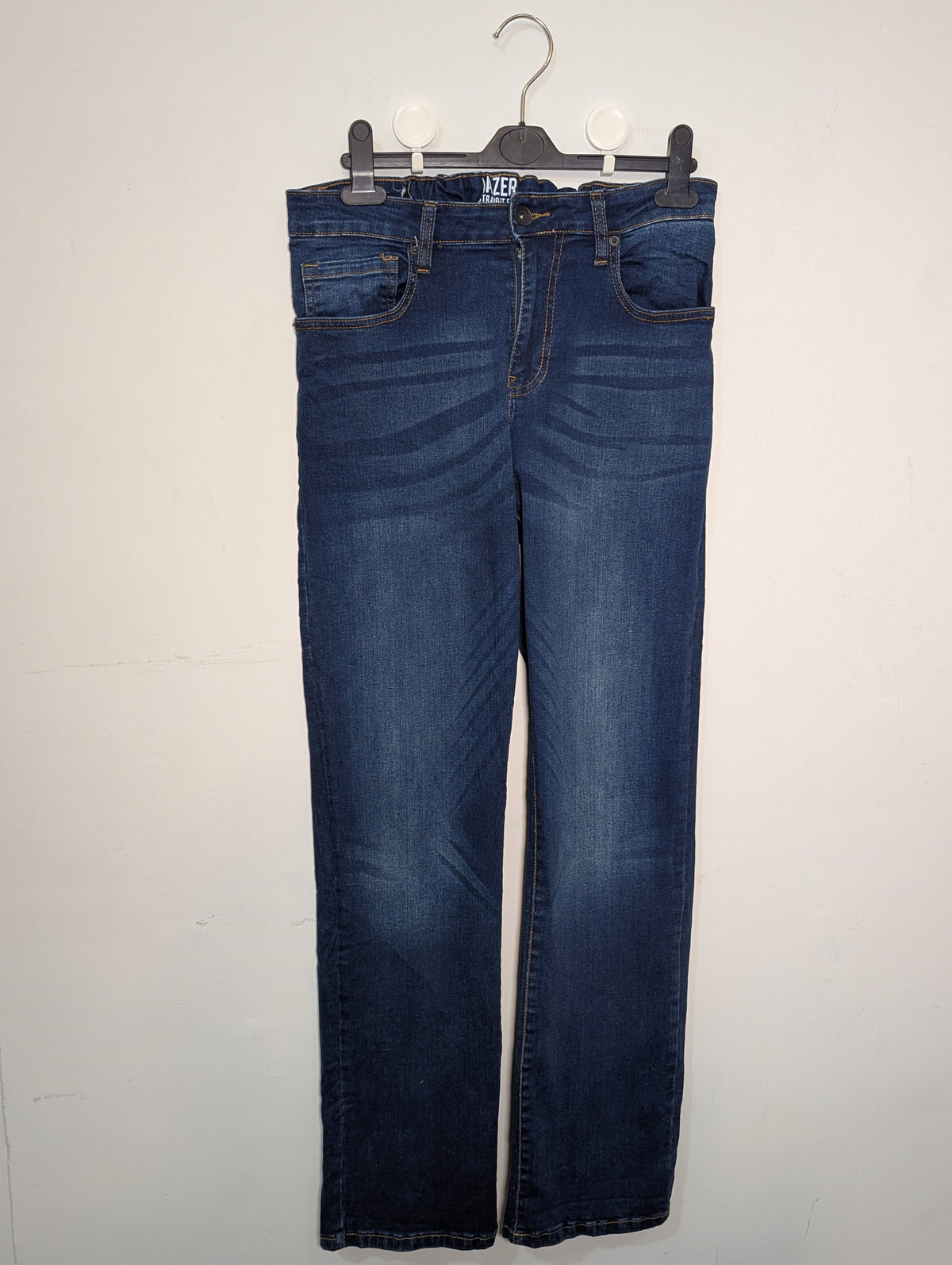 210 High Rise Slim Fit Jeans Online Pakistan – Velnoor