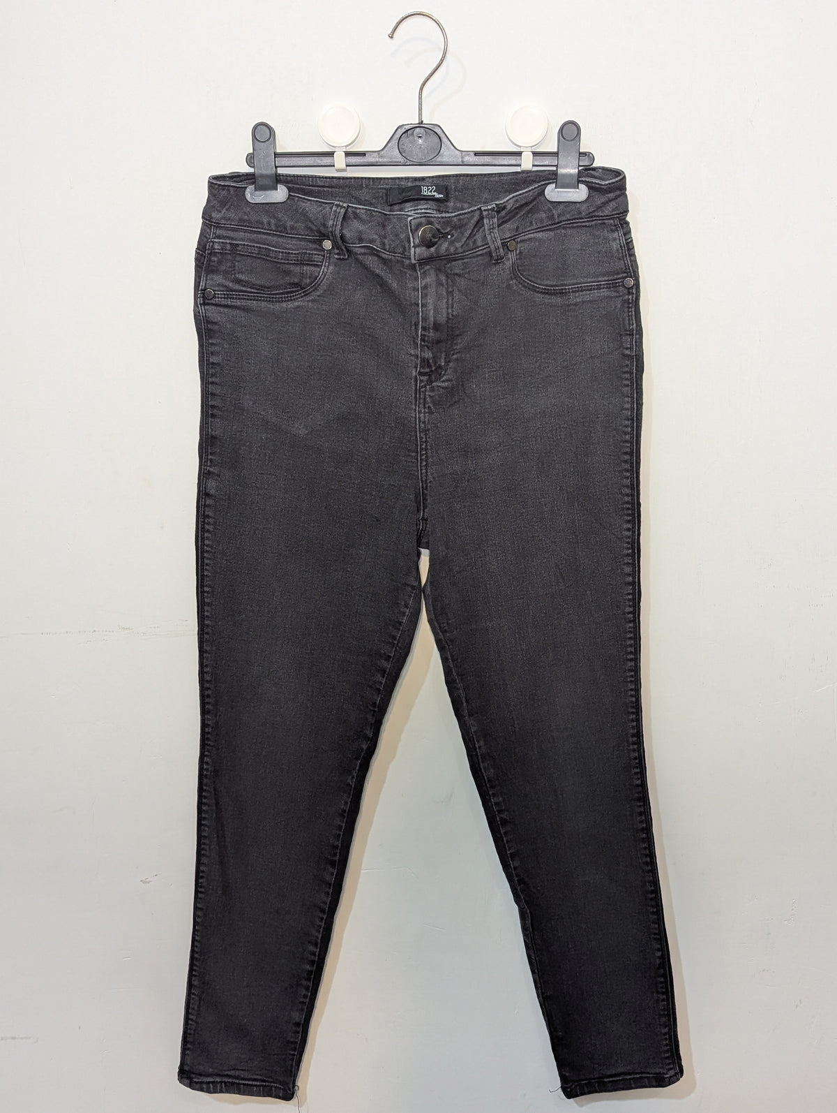 235 Premium Blue Jeans for Trendy Look Pakistan – Velnoor