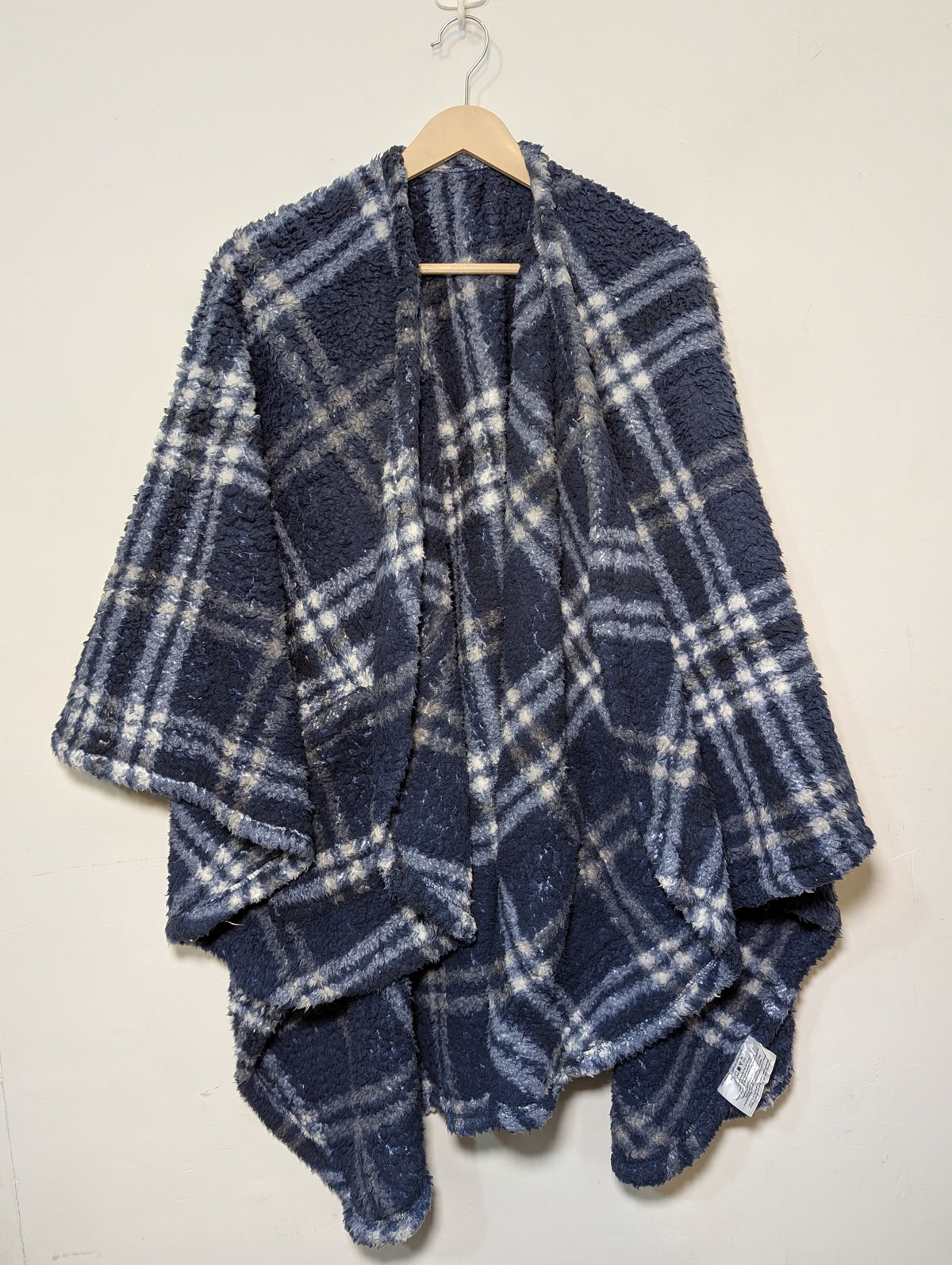 079 Warm Wool Shawl Luxury Imported Wrap for Women in Pakistan-velnoor