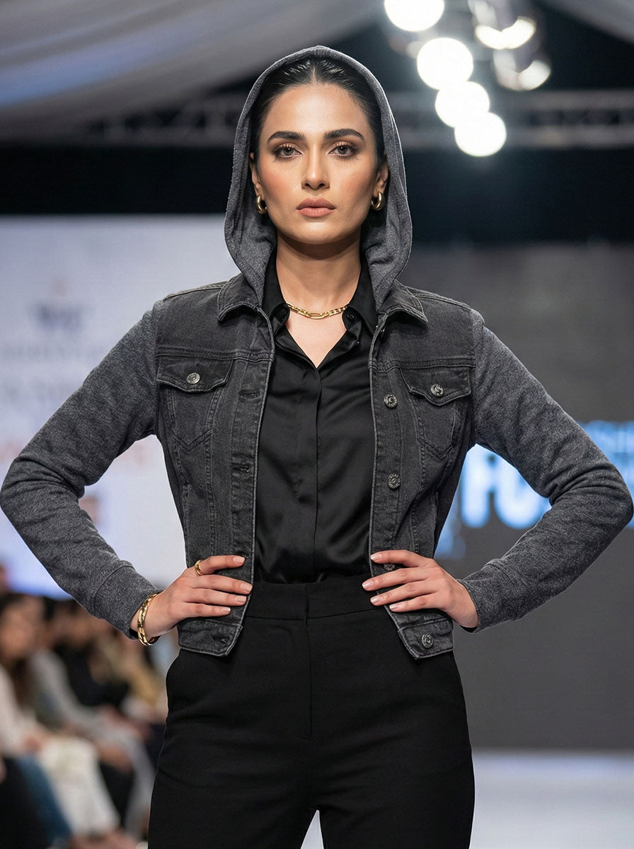 758 Trendy Denim Jacket for Girls Pakistan – Fashion Wear | Velnoor