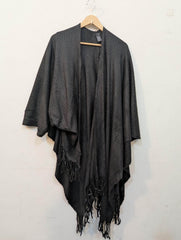 1022 Imported Wool Shawl for Women – Elegant Winter Wrap in Pakistan -velnoor