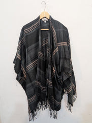 1338 Elegant Winter Shawl – Luxury Wrap for Women Available in Pakistan -velnoor