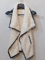1214 Stylish Imported Fur Jacket – Soft Warm Outerwear Pakistan | Velnoor