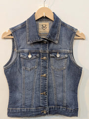 761 Trendy Denim Jacket for Girls Pakistan – Fashion Wear | Velnoor